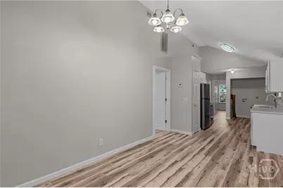 4319 Raybun Street, Savannah, GA 31405 - Photo 7