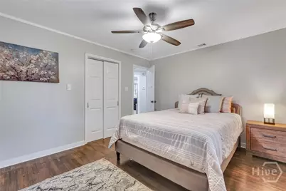 1305 E 32nd Street, Savannah, GA 31404 - Photo 9