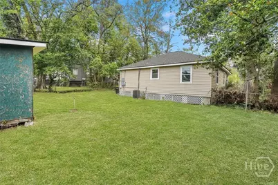 1305 E 32nd Street, Savannah, GA 31404 - Photo 25