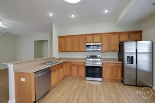 36 Falkland Ave, Savannah, GA 31407 - Photo 11