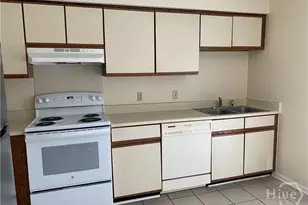 7 Belfair Dr, Savannah, GA 31419 - Photo 7