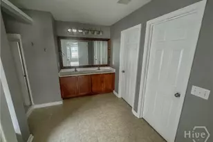 36 Central Park Wy, Savannah, GA 31407 - Photo 5