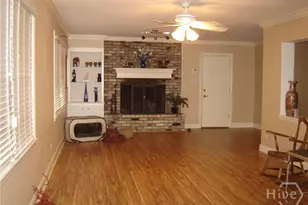 633 Valleybrook Rd, Savannah, GA 31419 - Photo 3