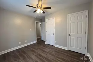 826 E 33rd St, Savannah, GA 31401 - Photo 9