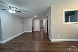 826 E 33rd St, Savannah, GA 31401 - Photo 3