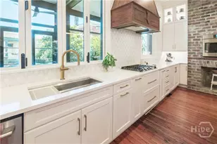 314 E Huntingdon St, Savannah, GA 31401 - Photo 23