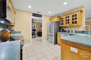 5298 E Glynn Ave, Brunswick, GA 31523 - Photo 19