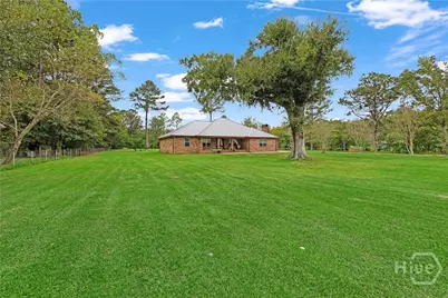 5298 E Glynn Avenue, Brunswick, GA 31523 - Photo 1