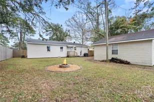 325 Manor Dr, Savannah, GA 31404 - Photo 25