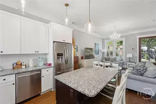 714 Tattnall St, Savannah, GA 31401 - Photo 11