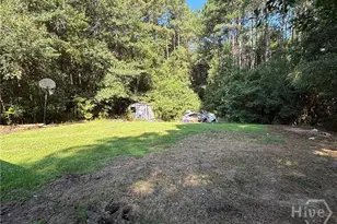 405 Shadowbrook Cir, Springfield, GA 31329 - Photo 17