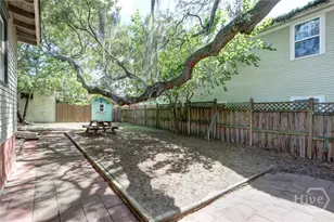 402 E 38th St, Savannah, GA 31401 - Photo 7