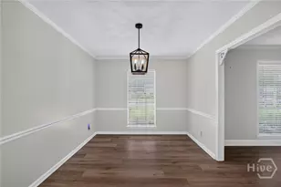 916 Mill Dr, Savannah, GA 31419 - Photo 9
