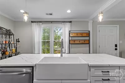 307 Columbus Drive, Savannah, GA 31405 - Photo 15