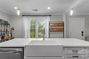 307 Columbus Dr, Savannah, GA 31405 - Photo 15