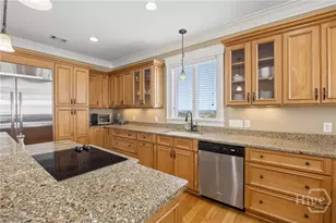 10 8th St, Tybee Island, GA 31328 - Photo 37
