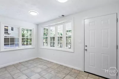 1505 W Creighton Place, Savannah, GA 31406 - Photo 17