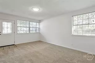 1505 W Creighton Pl, Savannah, GA 31406 - Photo 9