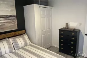 626 E Waldburg St, Savannah, GA 31401 - Photo 23
