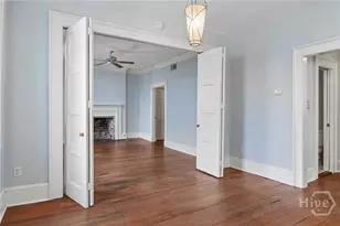 227 W Broughton St, Savannah, GA 31401 - Photo 13