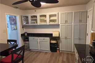 128 Wassaw Rd, Savannah, GA 31410 - Photo 9