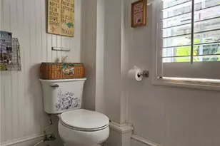 109 E Park Ave, Savannah, GA 31401 - Photo 19