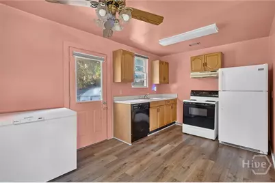 2422 Norwood Avenue, Savannah, GA 31406 - Photo 13