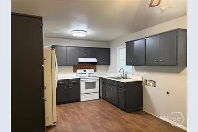 307 Strickland Street, Hinesville, GA 31313 - Photo 9