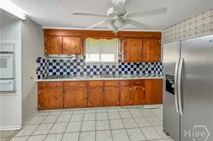 101 Seminole St, Savannah, GA 31406 - Photo 5