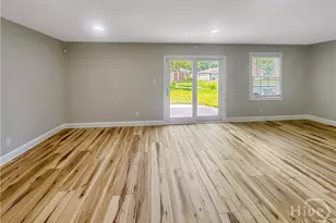 1616 Rosemary St, Savannah, GA 31415 - Photo 5
