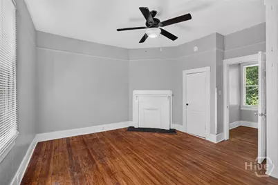 535 E 37th Street, Savannah, GA 31401 - Photo 33