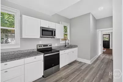 535 E 37th Street, Savannah, GA 31401 - Photo 13
