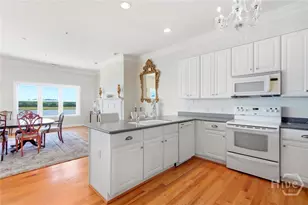 2910 River Dr, Savannah, GA 31404 - Photo 17
