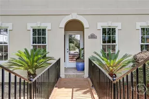 2910 River Dr, Savannah, GA 31404 - Photo 9