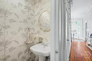 25 W Perry St, Savannah, GA 31401 - Photo 21