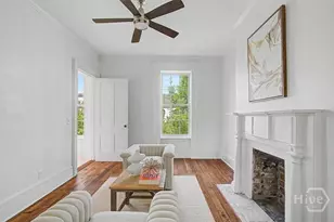 25 W Perry St, Savannah, GA 31401 - Photo 29