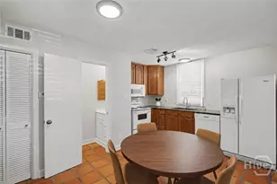 25 W Perry St, Savannah, GA 31401 - Photo 47