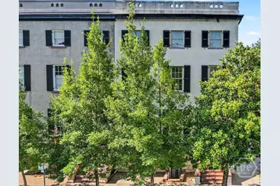 25 W Perry Street, Savannah, GA 31401 - Photo 1