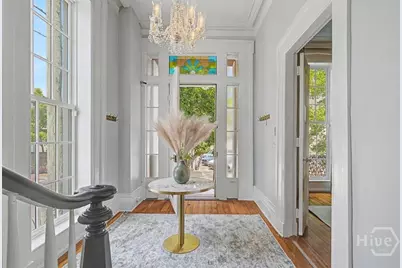 25 W Perry Street, Savannah, GA 31401 - Photo 5