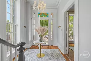 25 W Perry St, Savannah, GA 31401 - Photo 5