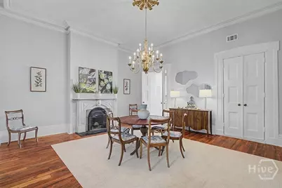 25 W Perry Street, Savannah, GA 31401 - Photo 13