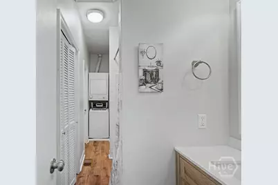 25 W Perry Street, Savannah, GA 31401 - Photo 53