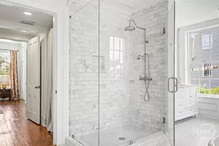 25 W Perry St, Savannah, GA 31401 - Photo 33
