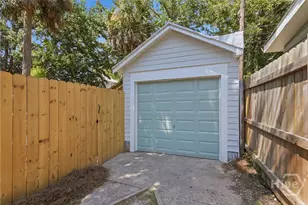 1106 E 40th St, Savannah, GA 31404 - Photo 33