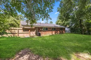 305 E 4th St, Springfield, GA 31329 - Photo 21