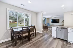 305 E 4th St, Springfield, GA 31329 - Photo 9