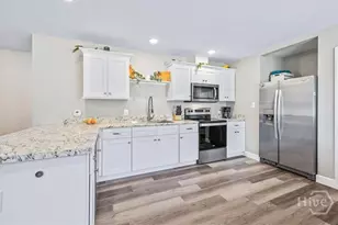 305 E 4th St, Springfield, GA 31329 - Photo 7