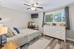 305 E 4th St, Springfield, GA 31329 - Photo 15