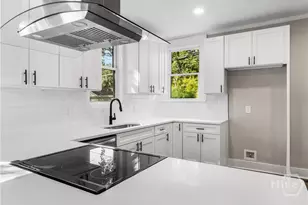1210 Seiler Ave, Savannah, GA 31404 - Photo 15