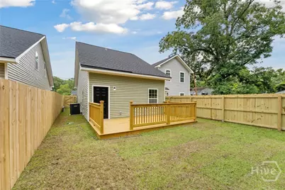 609 Magazine Avenue, Savannah, GA 31412 - Photo 15